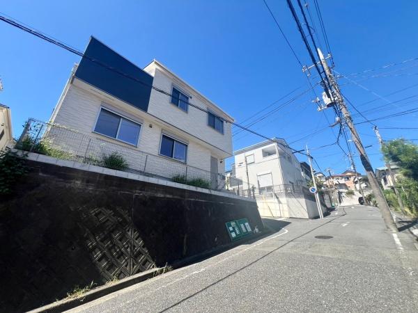 横浜市南区永田山王台　新築戸建