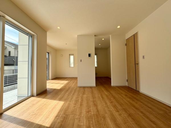 横浜市瀬谷区中屋敷1丁目　新築一戸建