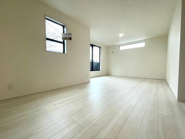 横浜市西区北軽井沢　新築分譲住宅全2棟　2号棟