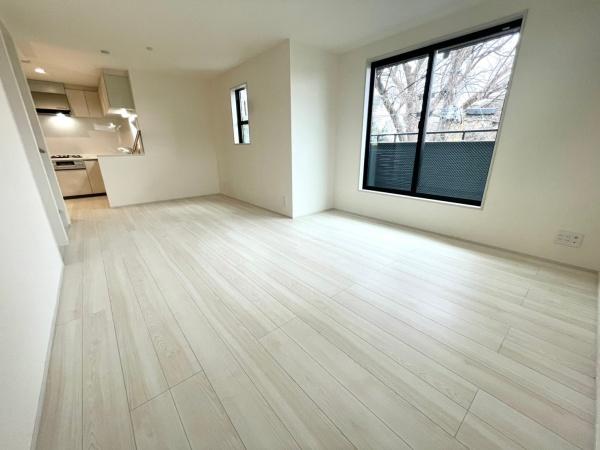横浜市西区北軽井沢　新築分譲住宅全2棟　2号棟