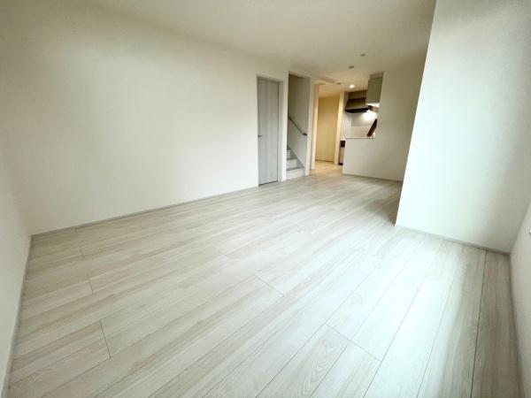 横浜市西区北軽井沢　新築分譲住宅全2棟　2号棟
