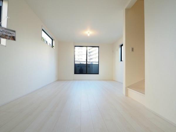 横浜市保土ヶ谷区新井町　新築分譲住宅　1号棟