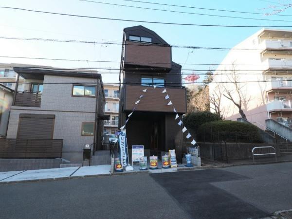横浜市保土ヶ谷区新井町　新築分譲住宅　1号棟