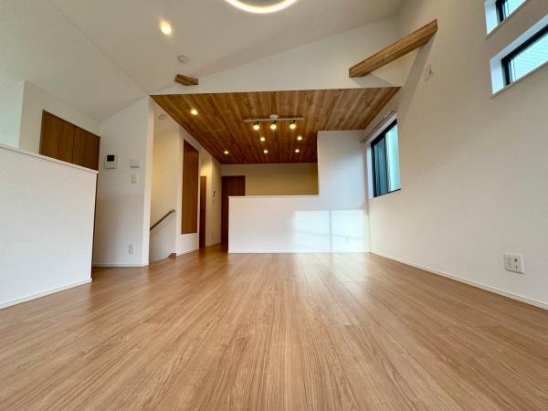 横浜市港北区大豆戸町　再生戸建