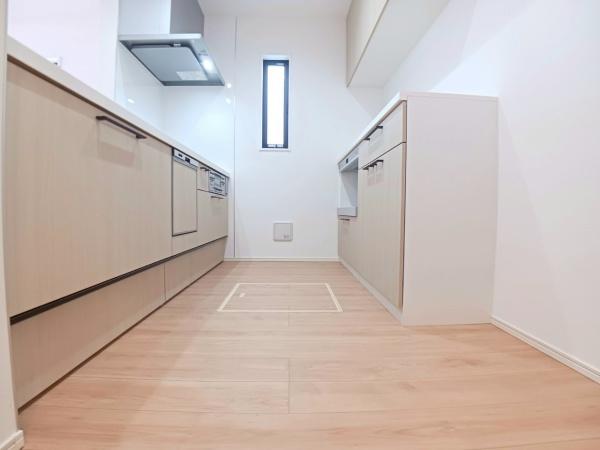 横浜市保土ヶ谷区新桜ヶ丘1丁目　新築一戸建　2号棟
