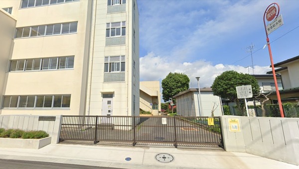 横浜市瀬谷区阿久和東3期 全2棟 1号棟(横浜市立原中学校)