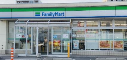 ライフショア湘南江の島(ファミリーマート湘南江ノ島店)