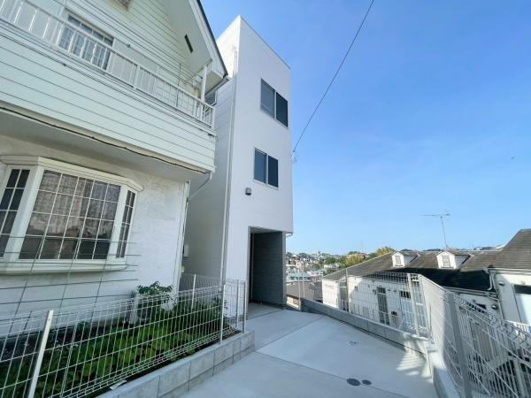 横浜市磯子区上中里町　新築戸建