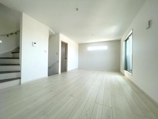 横浜市磯子区上中里町　新築戸建