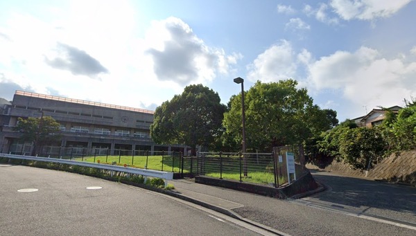 森の台ウィステリアランドセンターコート(横浜市立中山中学校)