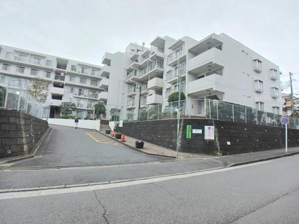 いずみプラザ保土ヶ谷弐号館