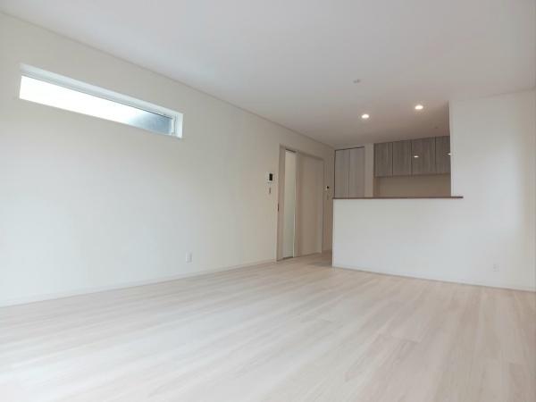 横浜市戸塚区戸塚町　新築分譲住宅