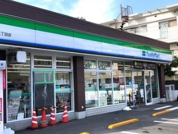弘明寺ニューフラワーマンション(ファミリーマート六ッ川二丁目店)