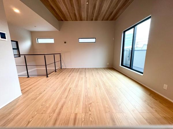 新築戸建 三ツ沢中町Ⅱ 1号棟(リビング)