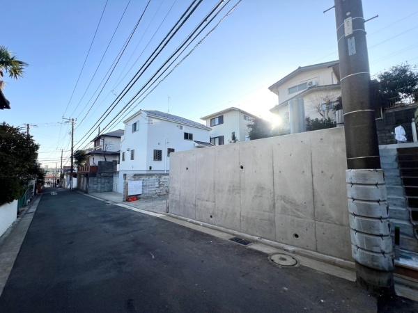 横浜市南区六ツ川３丁目の新築一戸建