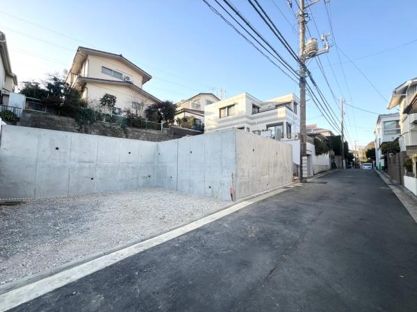 横浜市南区六ツ川３丁目の新築一戸建