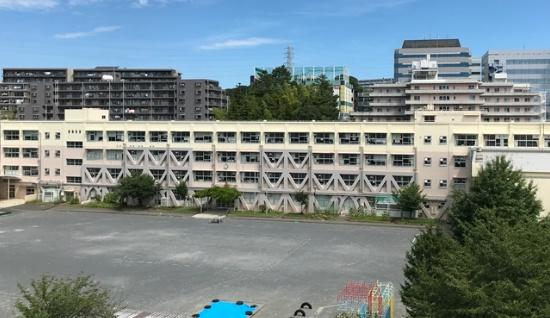 横浜市戸塚区川上町の土地(横浜市立川上北小学校)