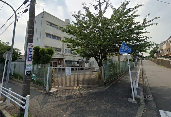 横浜市泉区新橋町の中古一戸建て(横浜市立新橋小学校)