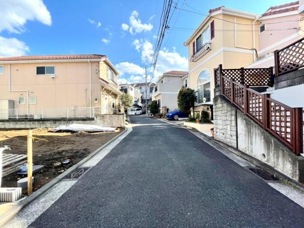 新築戸建　横浜市鶴見区上の宮208①