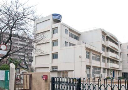 横浜市港北区下田町5丁目 新築分譲住宅全3棟 1号棟(横浜市立下田小学校)