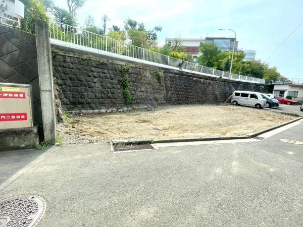 横浜市西区赤門町2丁目　建築条件無し売地