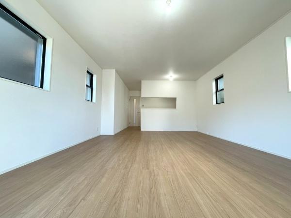 新築戸建　神奈川区中丸017③　2号棟