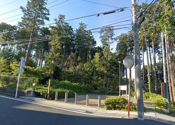 サングレイス鶴ヶ峰弐番館(四季美台ふれあい公園)