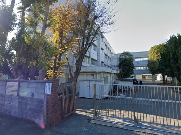 グランシャリオ横濱鶴見(横浜市立末吉中学校)