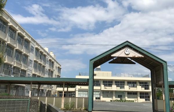 横浜市港南区芹が谷119① 新築分譲住宅 1号棟(横浜市立芹が谷小学校)