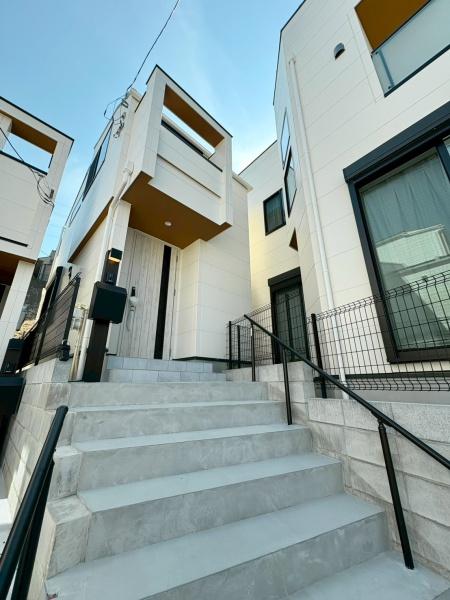 横浜市南区中里4丁目　新築分譲住宅全4棟　3号棟