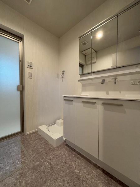 横浜市南区中里4丁目　新築分譲住宅全4棟　6号棟