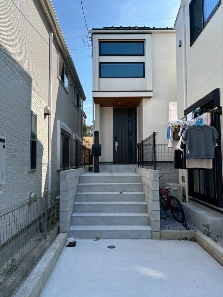 横浜市南区中里4丁目　新築分譲住宅全4棟　6号棟