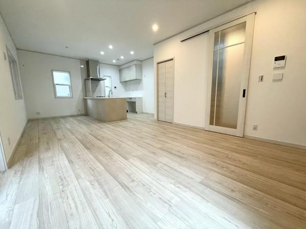 新築戸建　横浜市神奈川区三枚町　6号棟