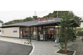 港南台コートハウス1号棟(ローソン上郷野七里テラス店)