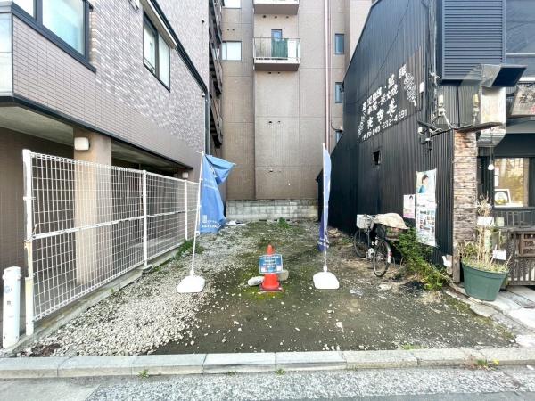 横浜市中区麦田町4丁目　建築条件無し売地