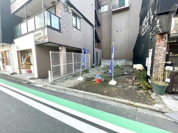 横浜市中区麦田町4丁目　建築条件無し売地