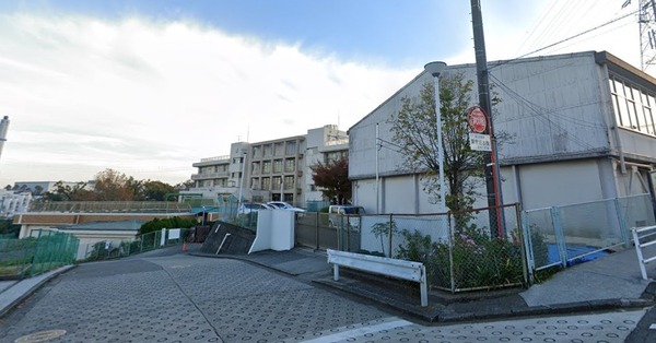横浜市保土ケ谷区境木本町の土地(横浜市立権太坂小学校)