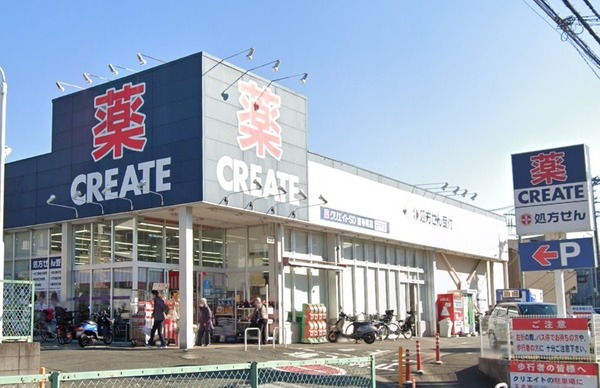 横浜市神奈川区西寺尾4丁目Ⅲ 新築分譲住宅全3棟 2号棟(クリエイトエス・ディー横浜東寺尾店)