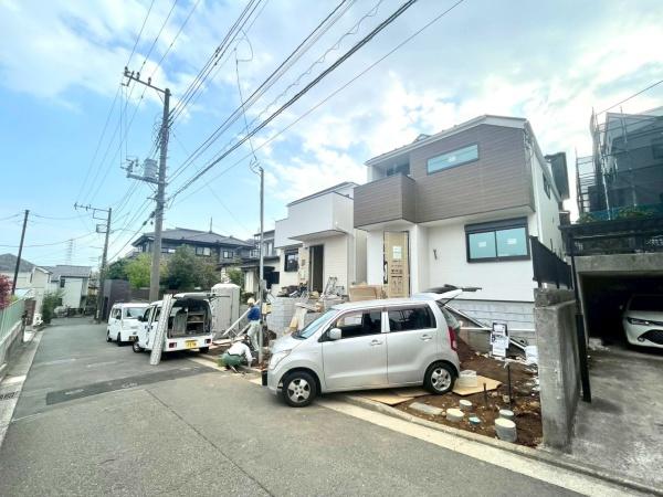 横浜市神奈川区羽沢南2丁目　新築分譲住宅全2棟　A号棟