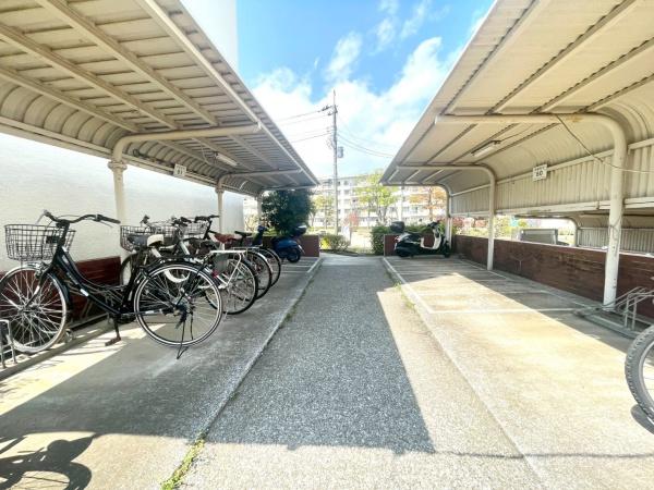 左近山団地５街区９号棟