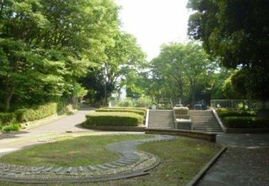 サングレイス鴨居サウスコート(竹山中公園)