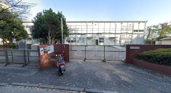 サザンヒルズ竹山11番館(横浜市立上菅田笹の丘小学校)