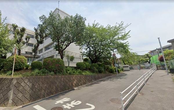 横浜市旭区金が谷１丁目の中古一戸建て(横浜市立笹野台小学校)