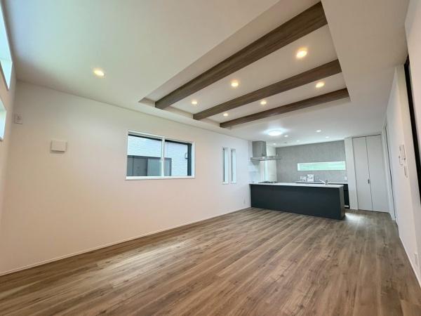 新築戸建　横浜市南区三春台　1邸