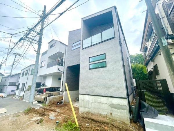 新築戸建　横浜市南区三春台　1邸