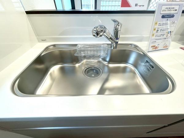 横浜市港南区笹下5丁目の中古一戸建て(キッチン)