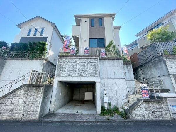横浜市青葉区桂台２丁目　再生戸建