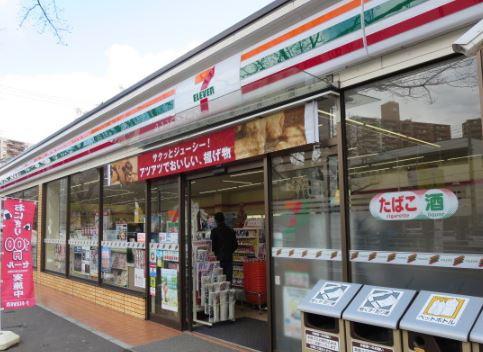 若葉台団地1-4号棟(セブンイレブン横浜若葉台団地店)