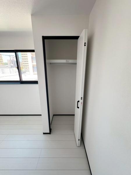 新築戸建 横浜市鶴見区生麦3丁目(収納)