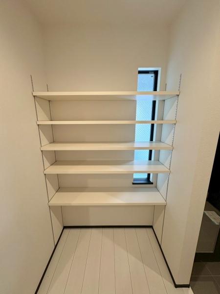 新築戸建 横浜市鶴見区生麦3丁目(玄関)